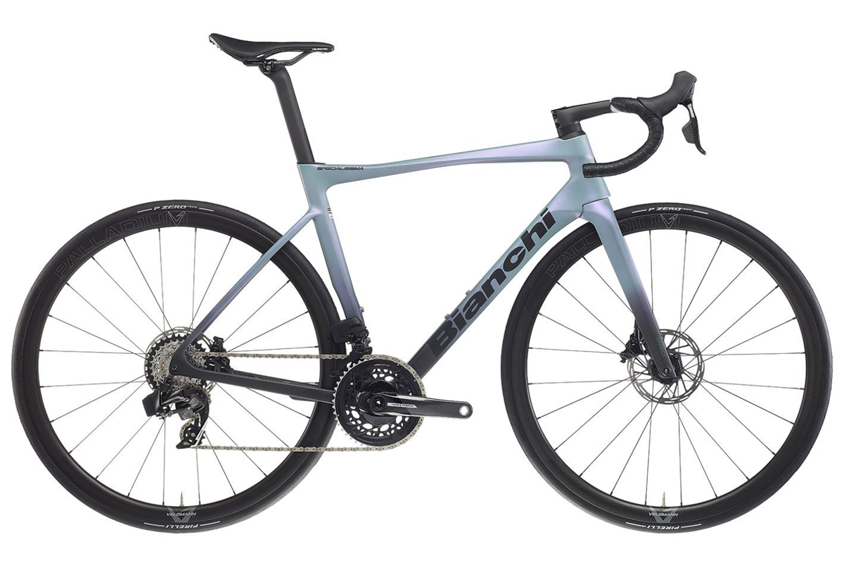 Bianchi Specialissima Discフレームセット入荷！1本在庫です